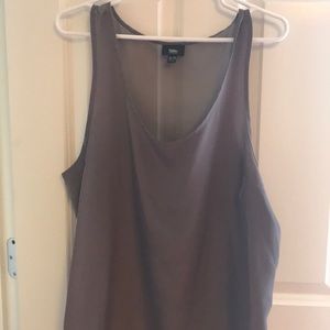 Sleeveless blouse, see through back